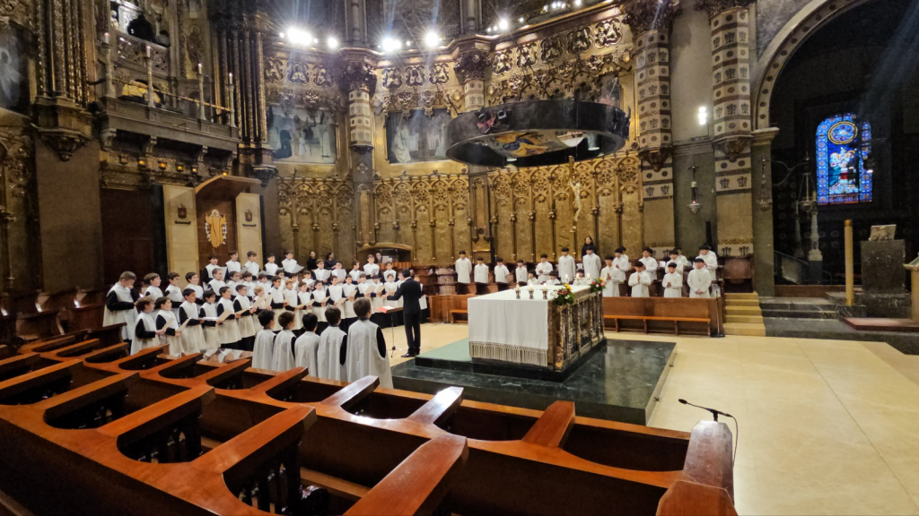 2024년 광주평화방송 피아트 도미니 소년합창단은 이태리 바티칸과 스페인을 12박 13일 순례하였다     첨부파일 : 1707884215.jpg