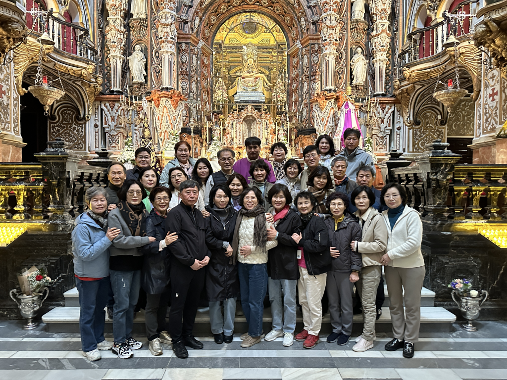 2024년 본촌동 성당은 스페인 포르투갈 프랑스 성모님 발현지를 11박 12일간 일정으로 순례하였다   첨부파일 : 1710909123.jpg