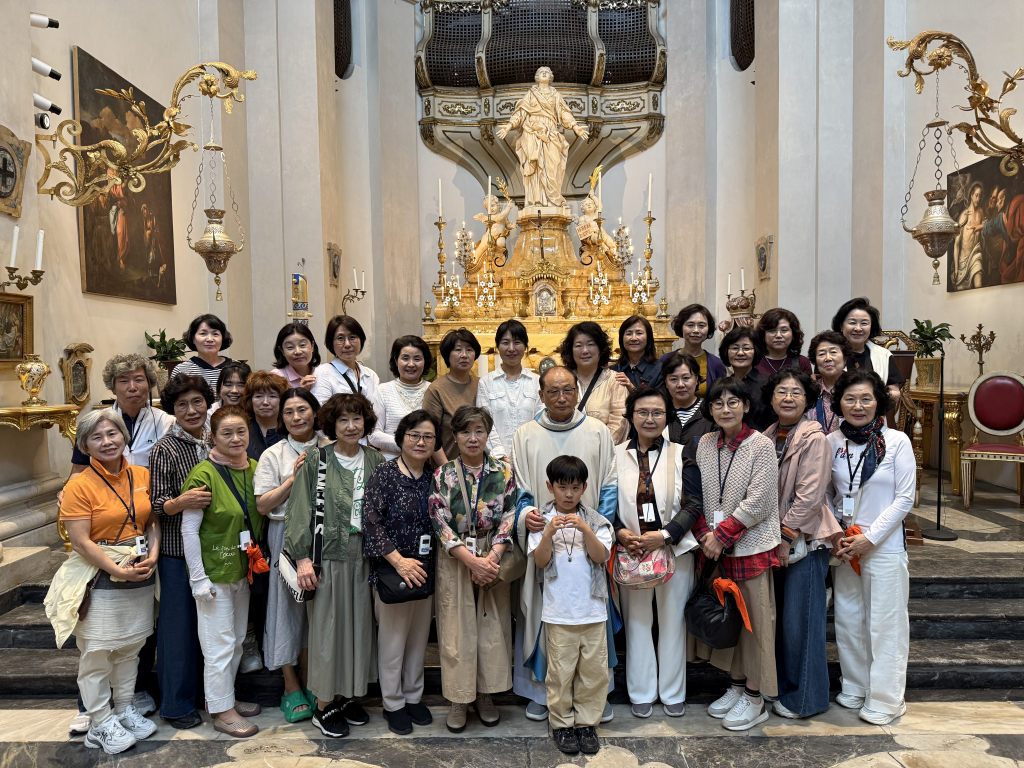 2025년 제주교구는 희년을 맞이하여 몰타와 시칠리아 섬 그리고 로마를  10박 11일간 일정으로 순례하였다    첨부파일 : 1748831670.jpg