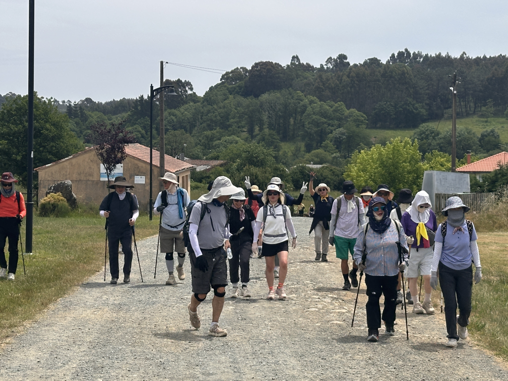 2025년 광주대교구 경제인 연합회에서 산티아고 도보 순례길을 11박 12일 여정으로 순례하였다.     첨부파일 : 1751004966.jpg